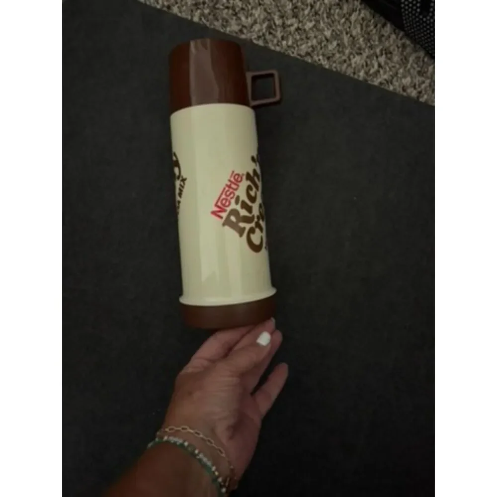 Vtg. Nestle Rich 'n Creamy hot cocoa mix thermos